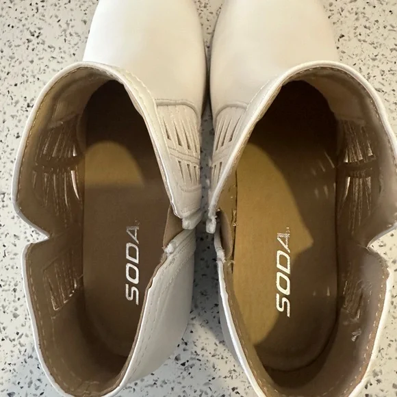 Soda White Ankle Booties with Cutout Design - Picture 6 of 6